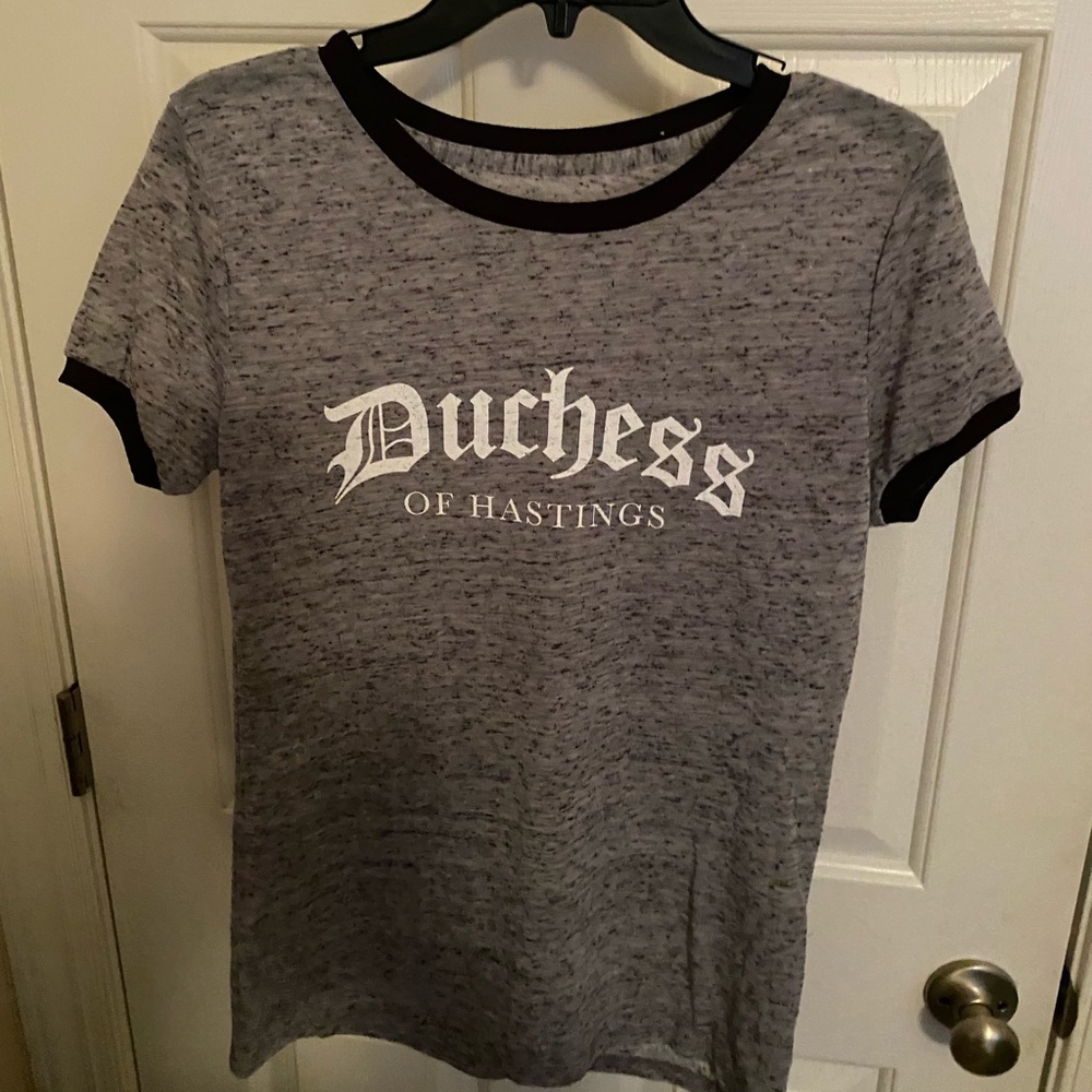 Dutchess of Hastings Womens Large Gray Tshirt TV